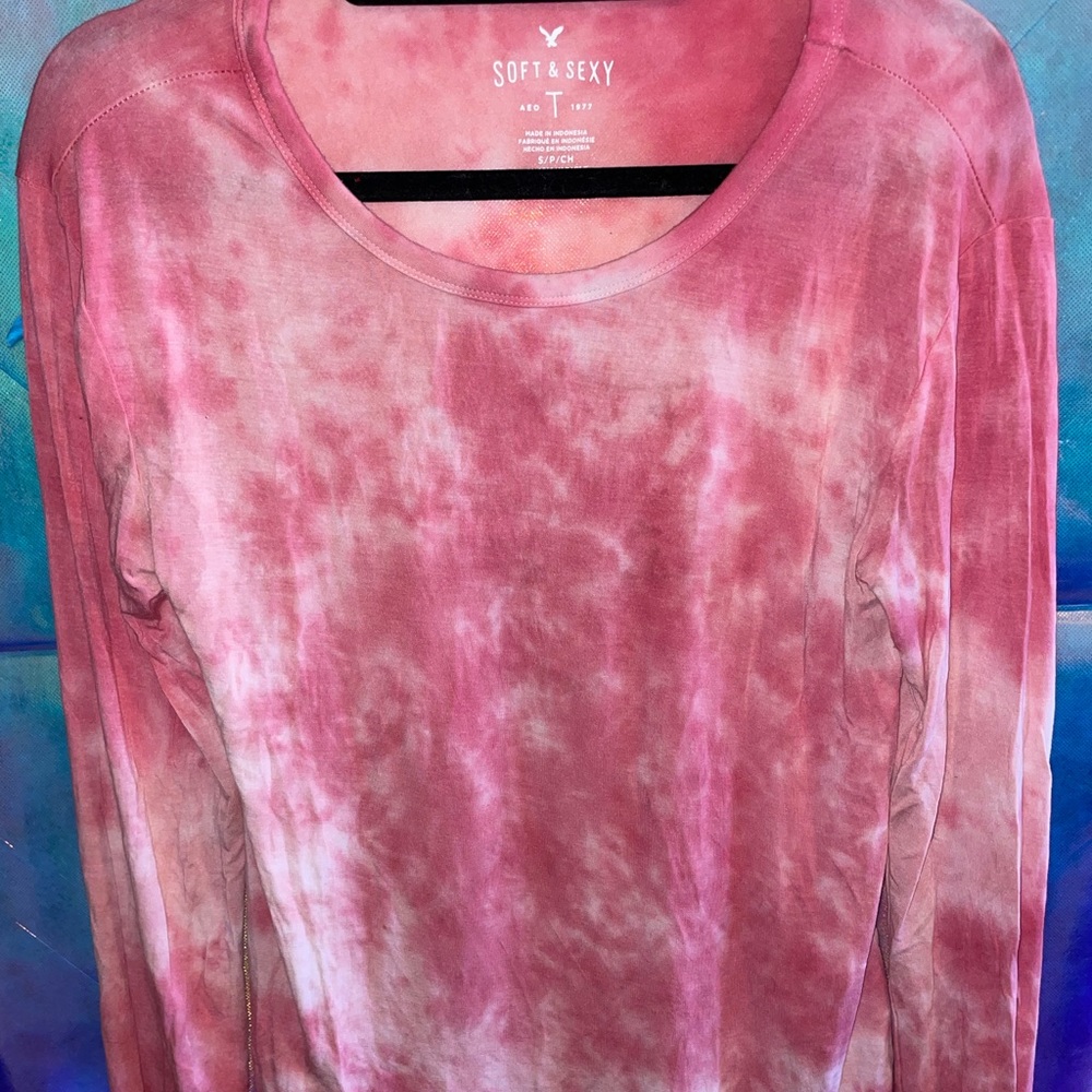 Soft pink tide dye long sleeve